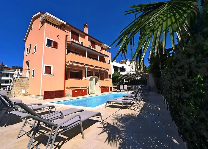 Apartments Zdjelar