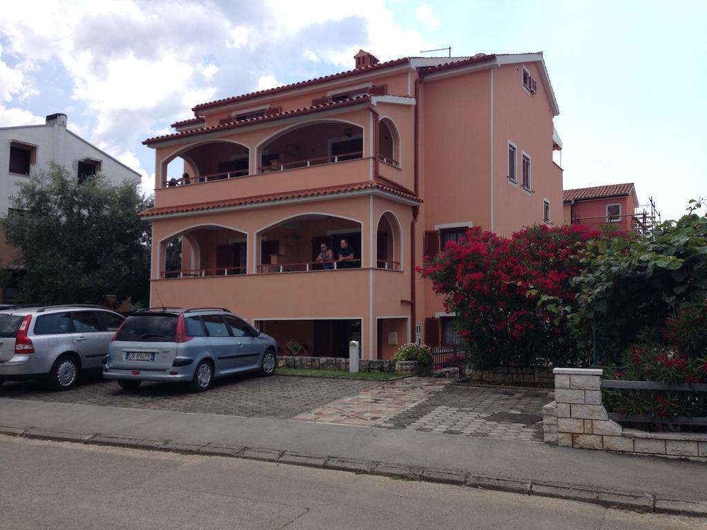 Apartments Zdjelar Porec