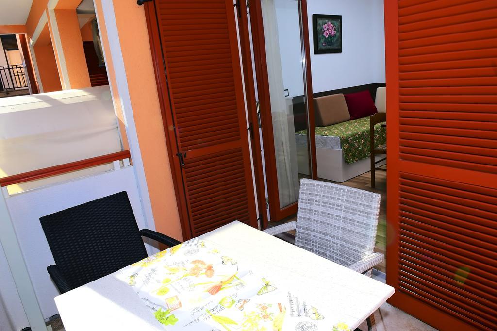 Apartment Zdjelar *