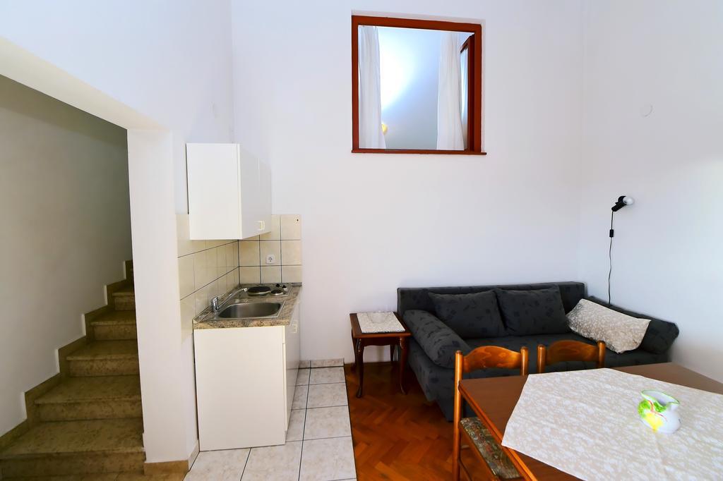 Apartment Zdjelar *