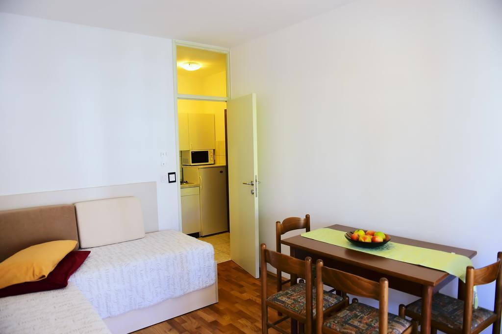 Zdjelar Apartment Poreč