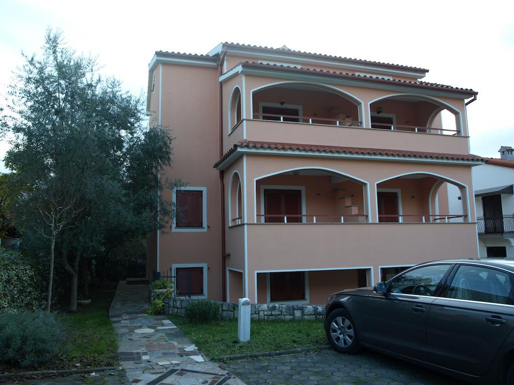 Apartment Zdjelar *